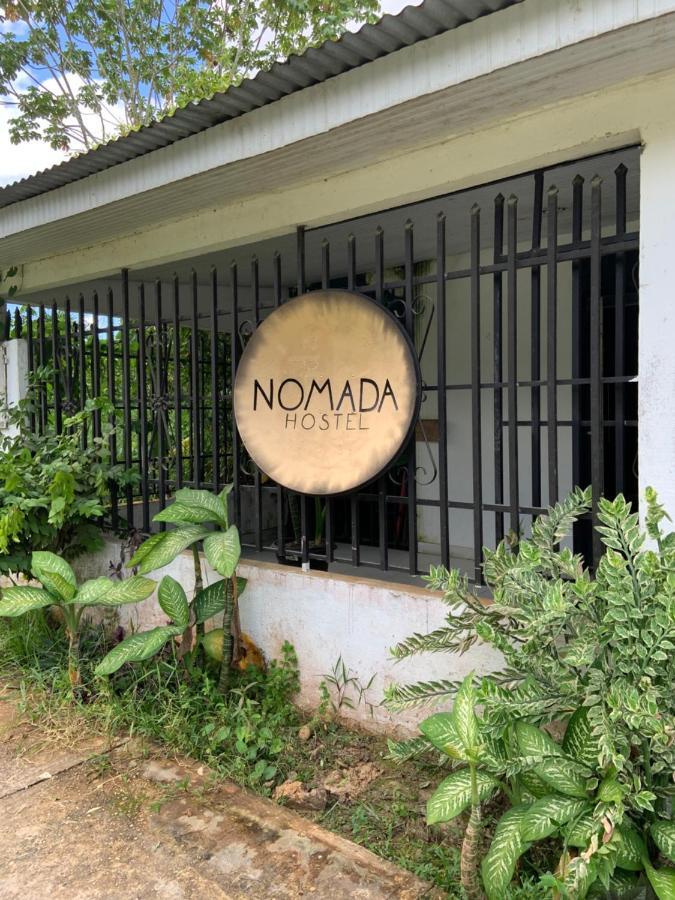 Nomada Hostel Leticia Exterior photo